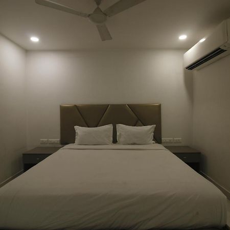 Hotel Ssr Grand Hyderabad Eksteriør bilde