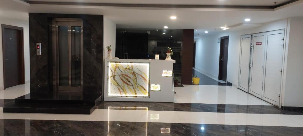Hotel Ssr Grand Hyderabad Eksteriør bilde