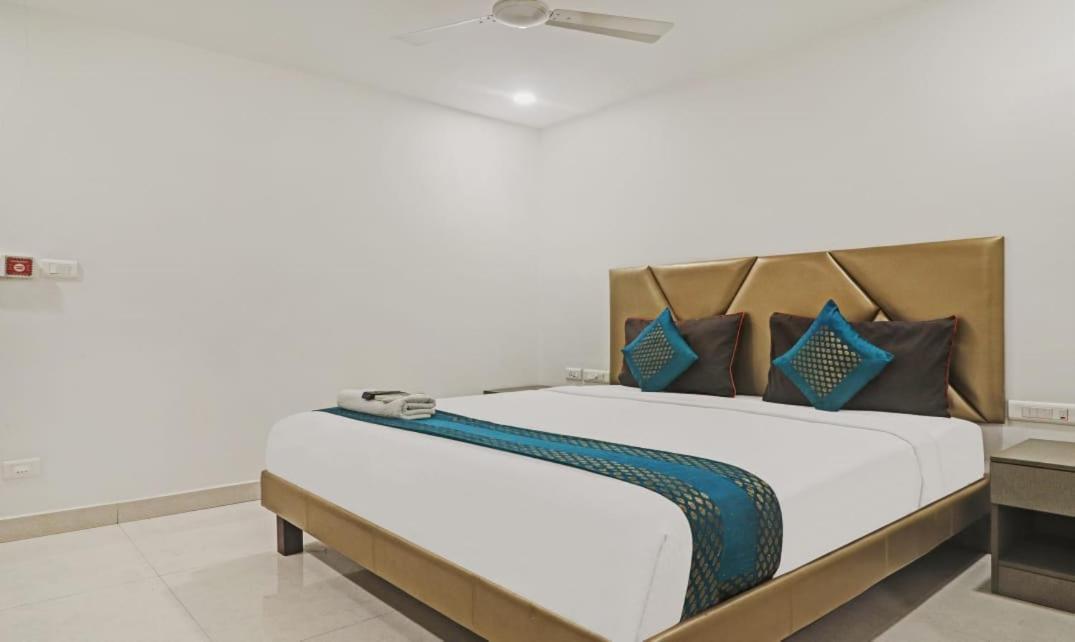 Hotel Ssr Grand Hyderabad Eksteriør bilde