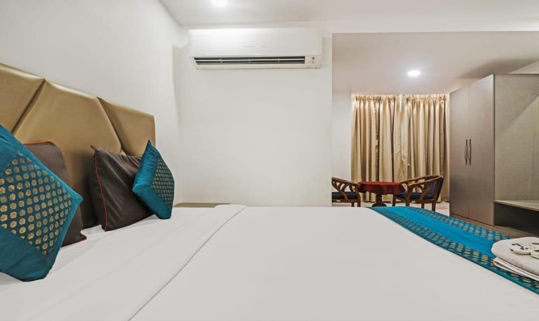 Hotel Ssr Grand Hyderabad Eksteriør bilde