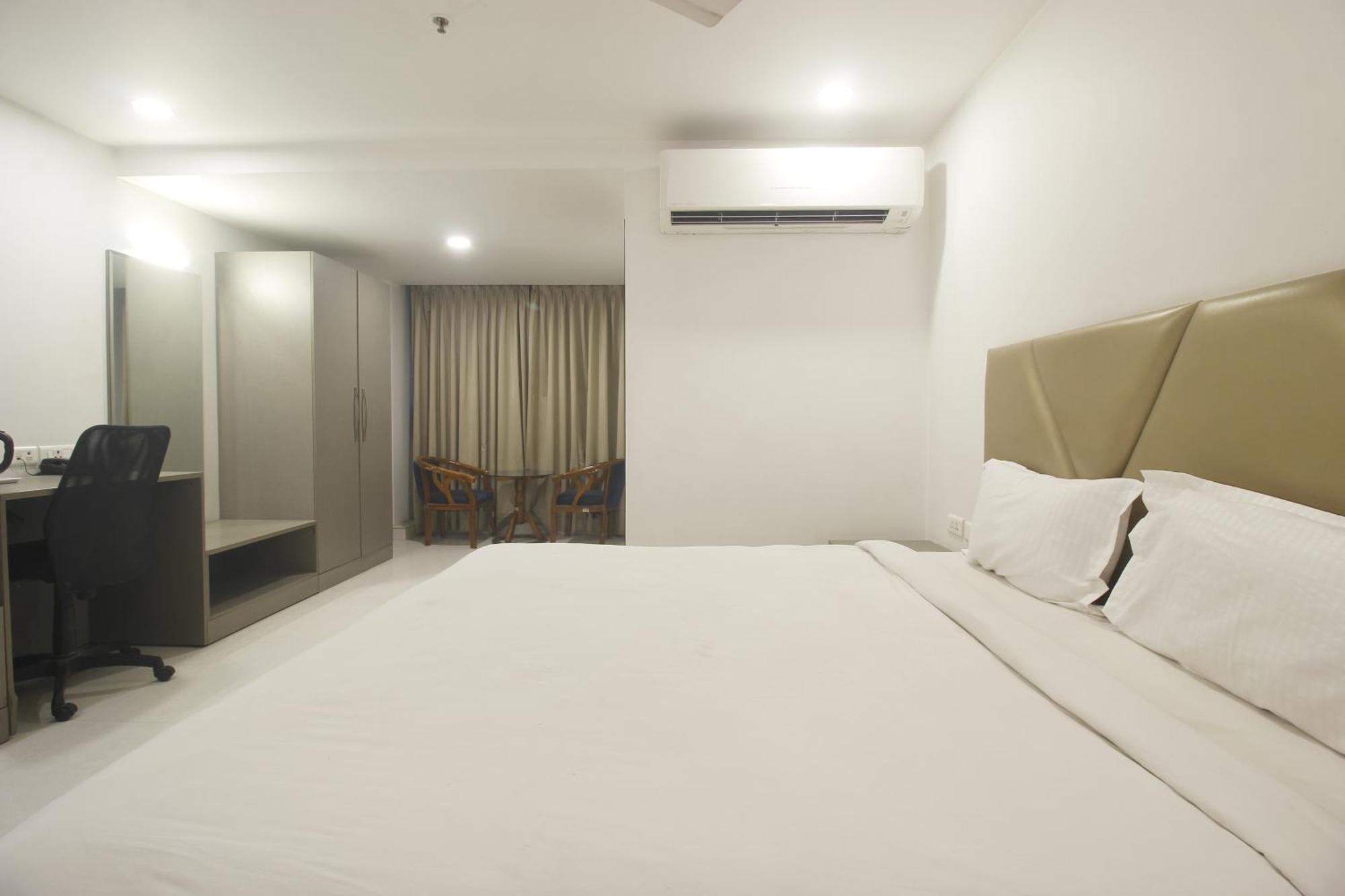Hotel Ssr Grand Hyderabad Eksteriør bilde