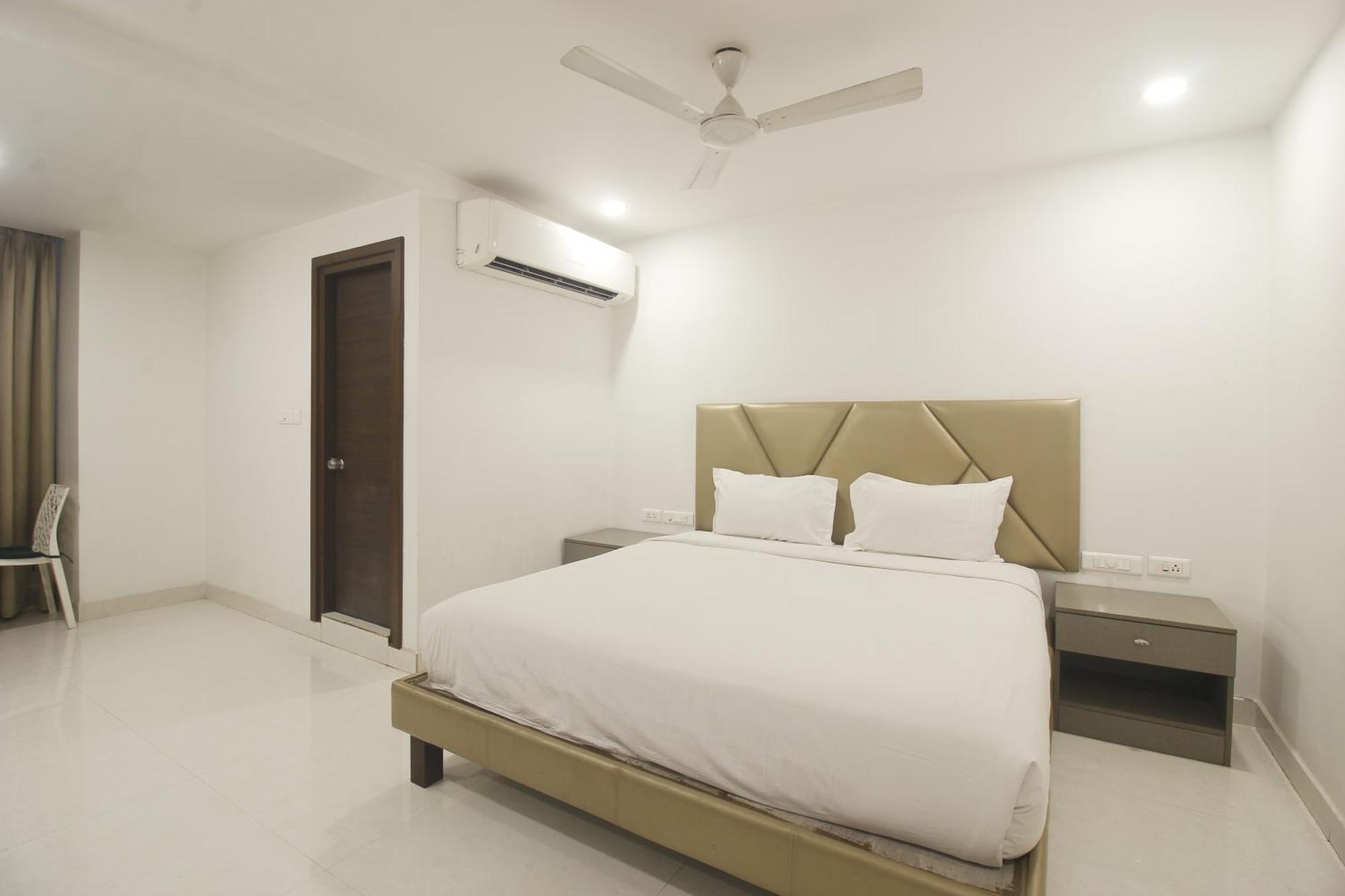 Hotel Ssr Grand Hyderabad Eksteriør bilde