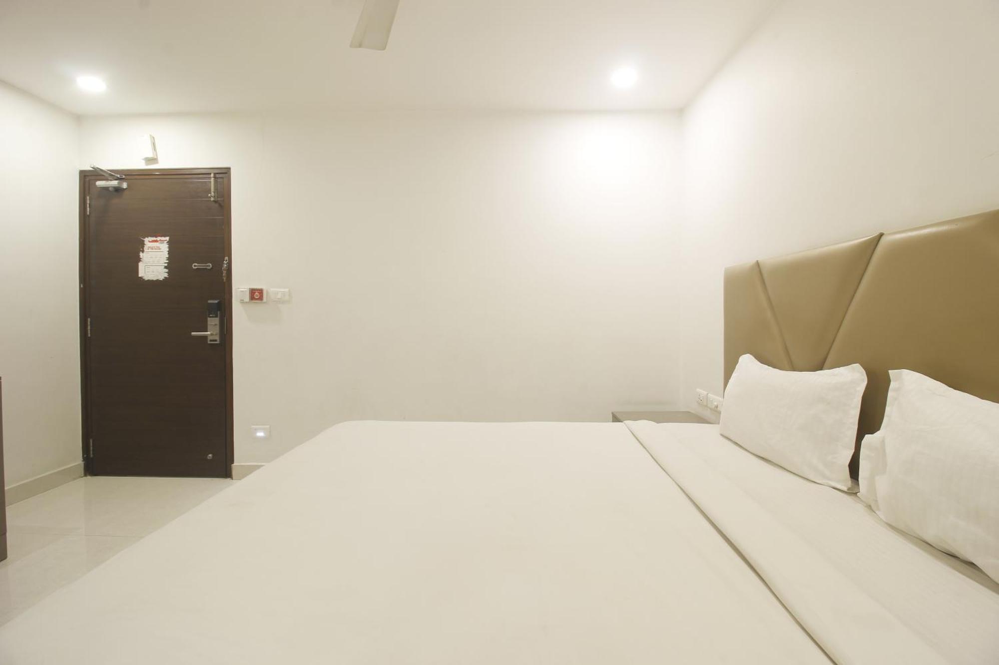 Hotel Ssr Grand Hyderabad Eksteriør bilde