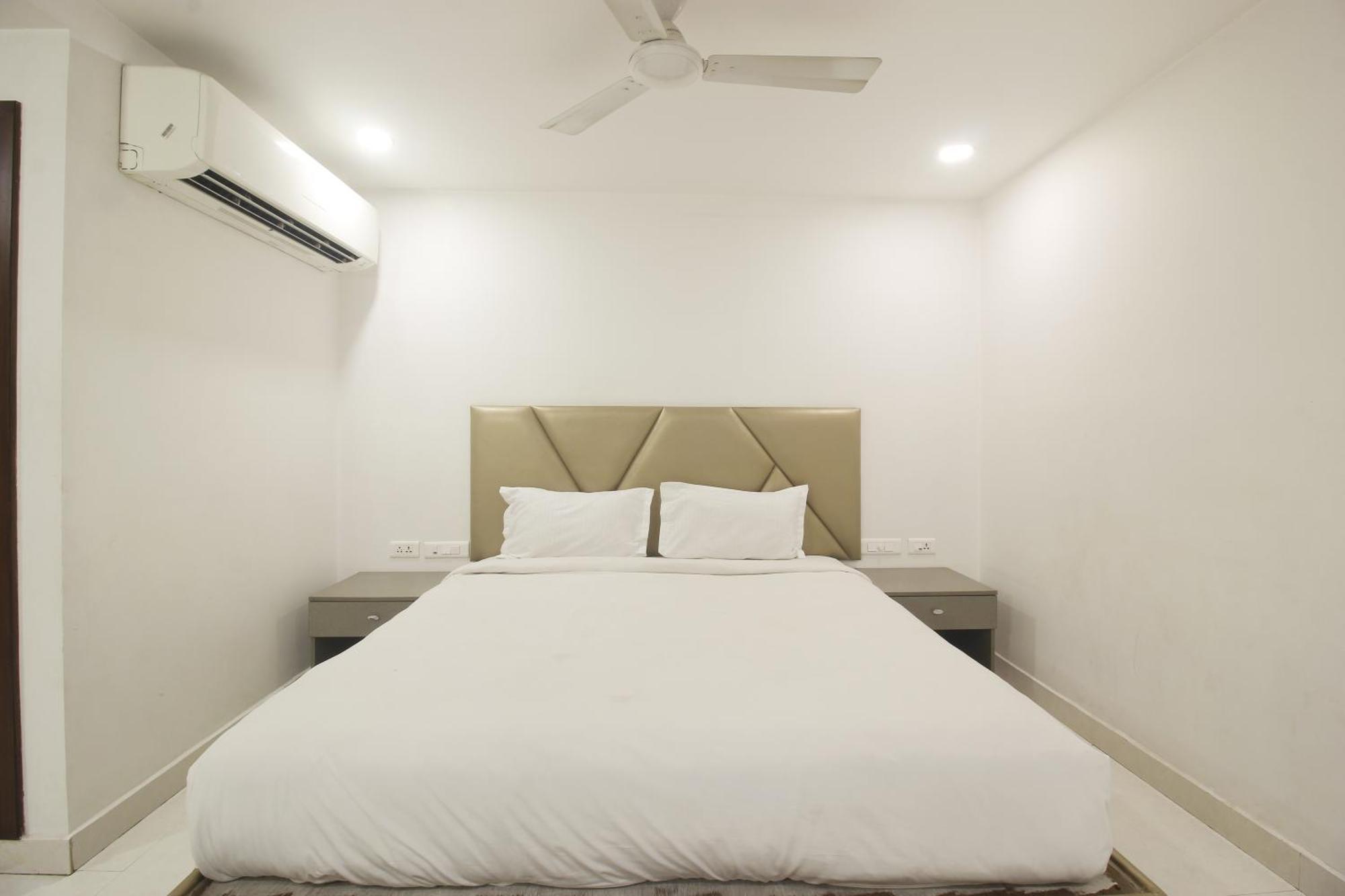 Hotel Ssr Grand Hyderabad Eksteriør bilde