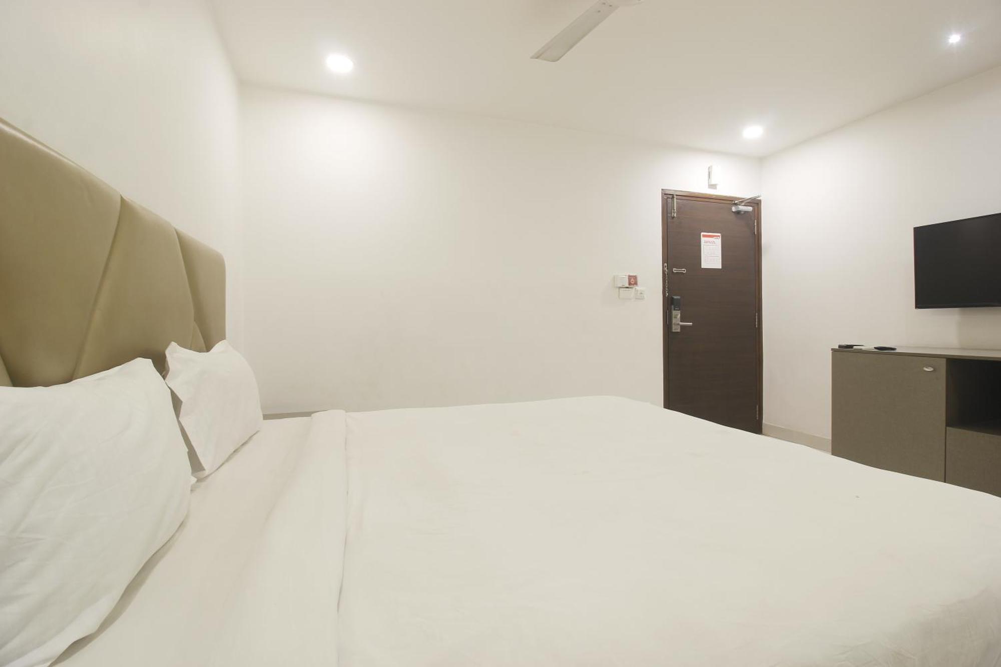 Hotel Ssr Grand Hyderabad Eksteriør bilde